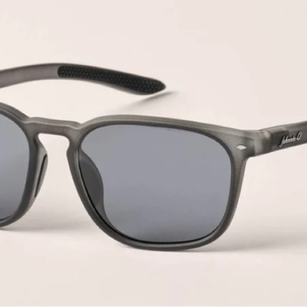 Johnnie-O Black Unisex Malibu Sunglasses With Case & Box NEW!!!😎-Many Available - Picture 2 of 5